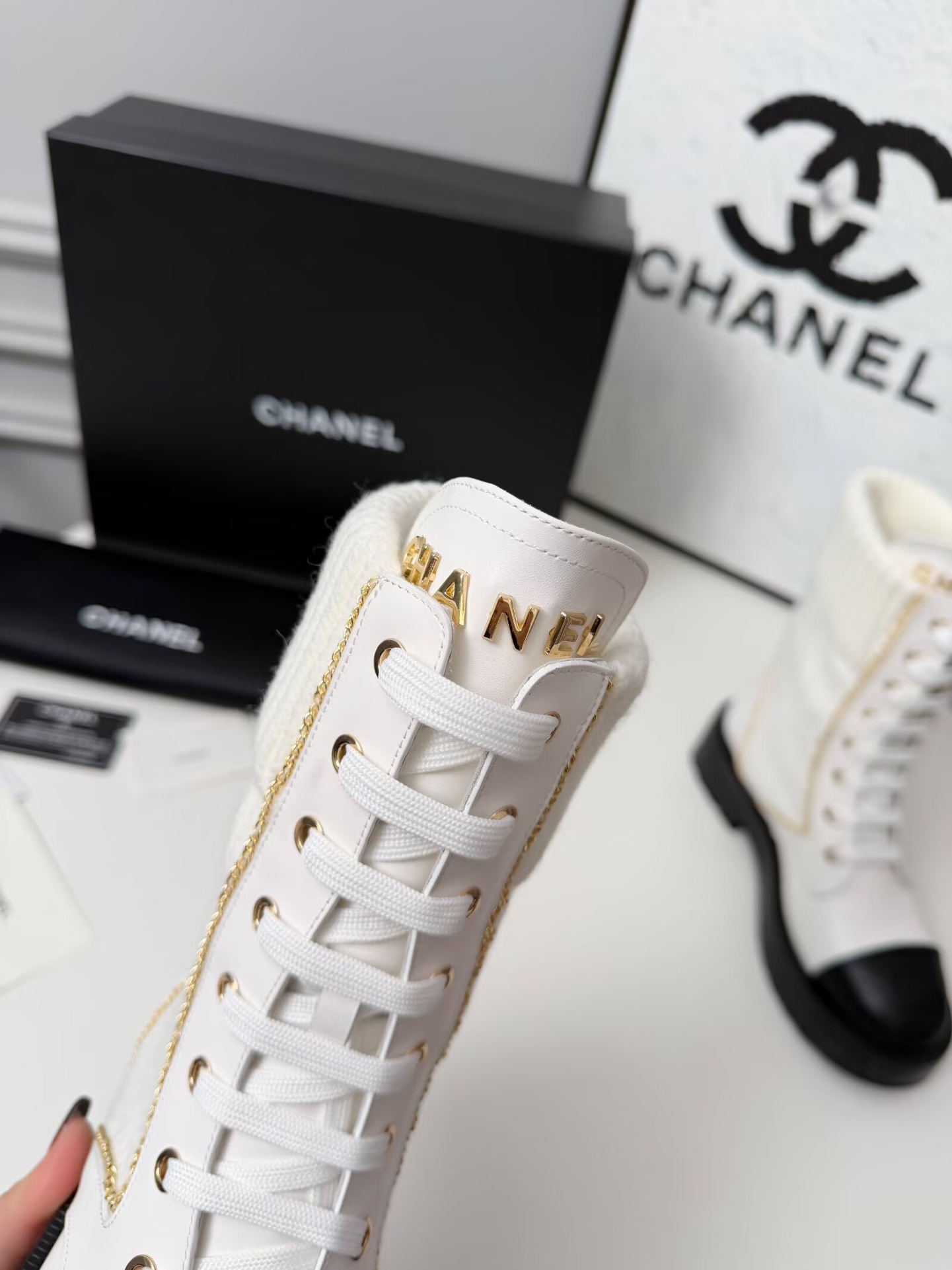 Women's high heels
